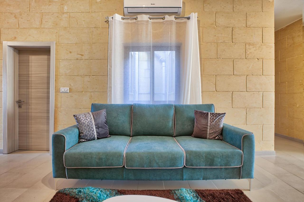 Ferienwohnung Summer Fields Penthouse With Amazing Views Sannat Exterior foto